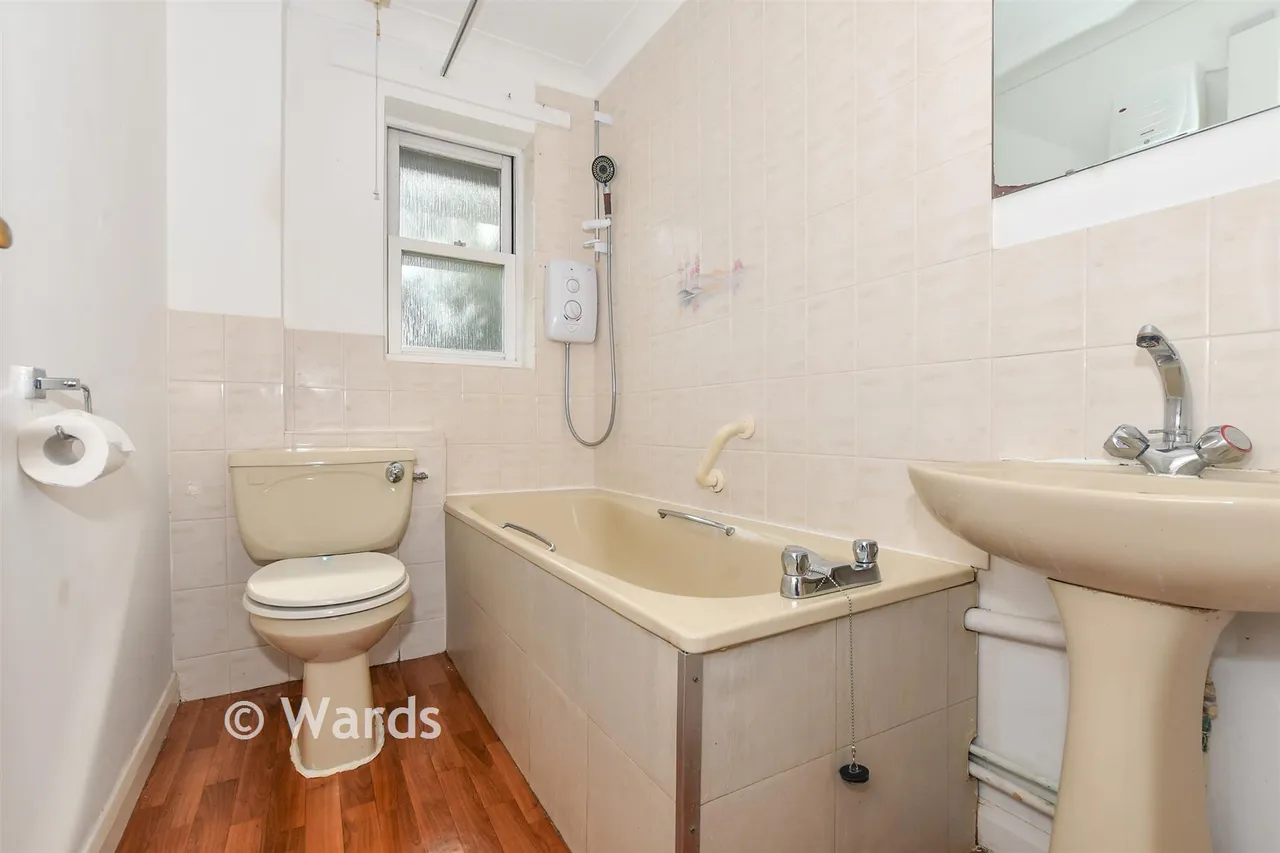 Garfield Place, Faversham, ME13, photo 5