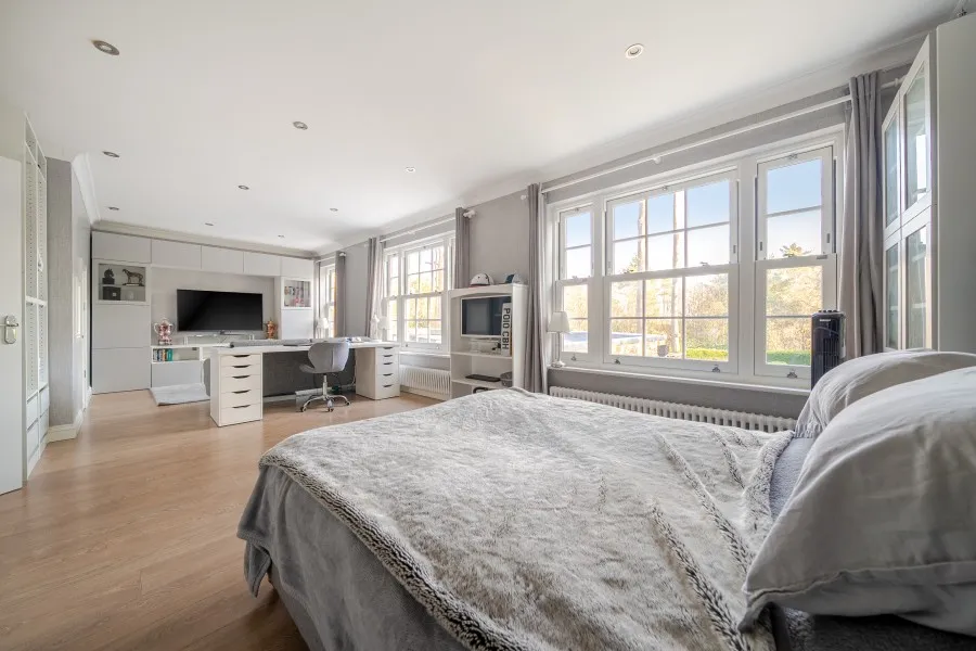 Devonshire Drive, Camberley, GU15, photo 12