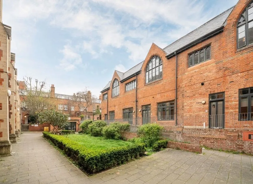 3 bed flat for sale — Eastway, Hackney Wick, E9