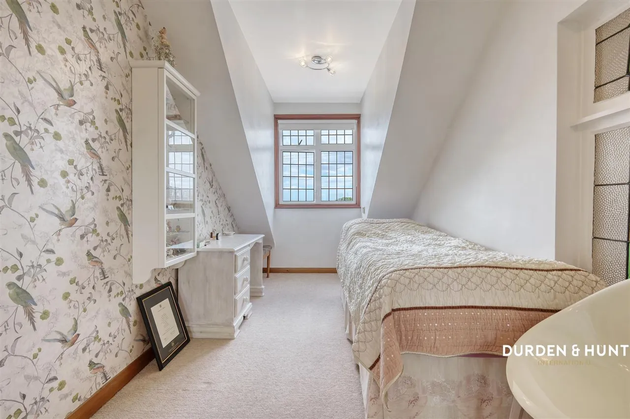 Curtis Road, Hornchurch, RM11, photo 16