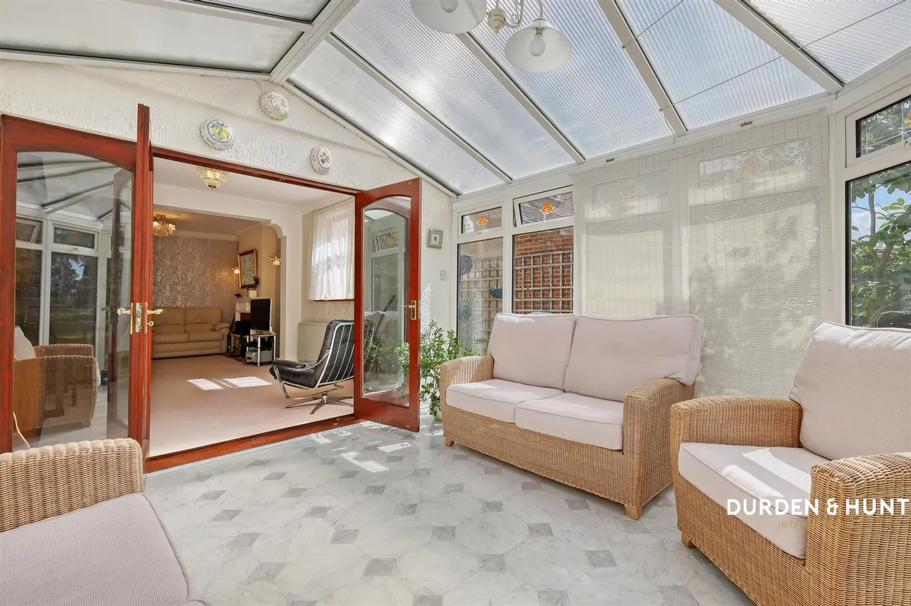 Curtis Road, Hornchurch, RM11, photo 6