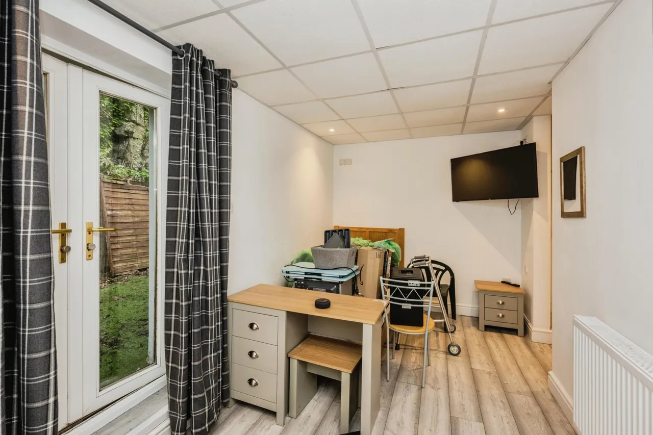 Mumbles Road, Swansea, SA3, photo 6