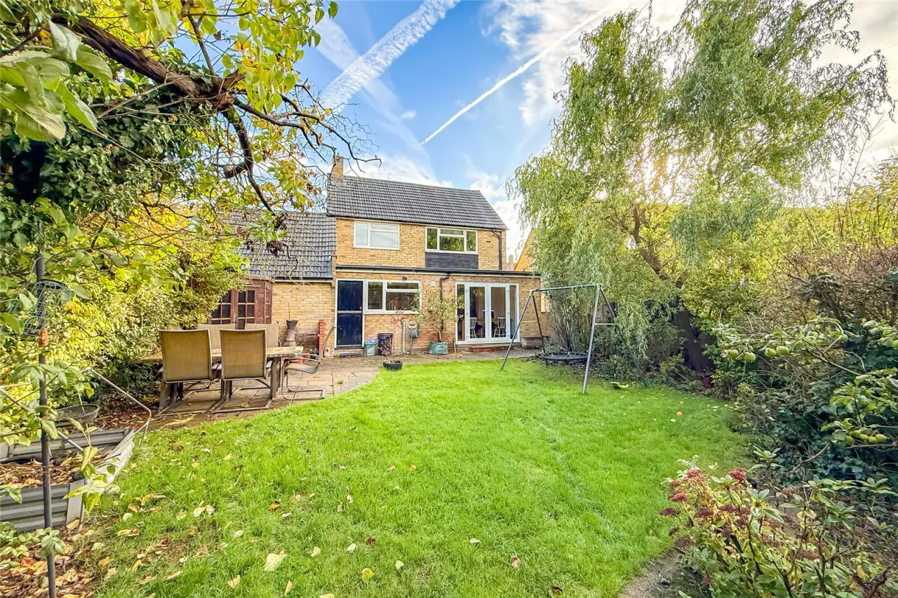 Farringford Close, St. Albans, Hertfordshire, AL2 3HS, photo 12