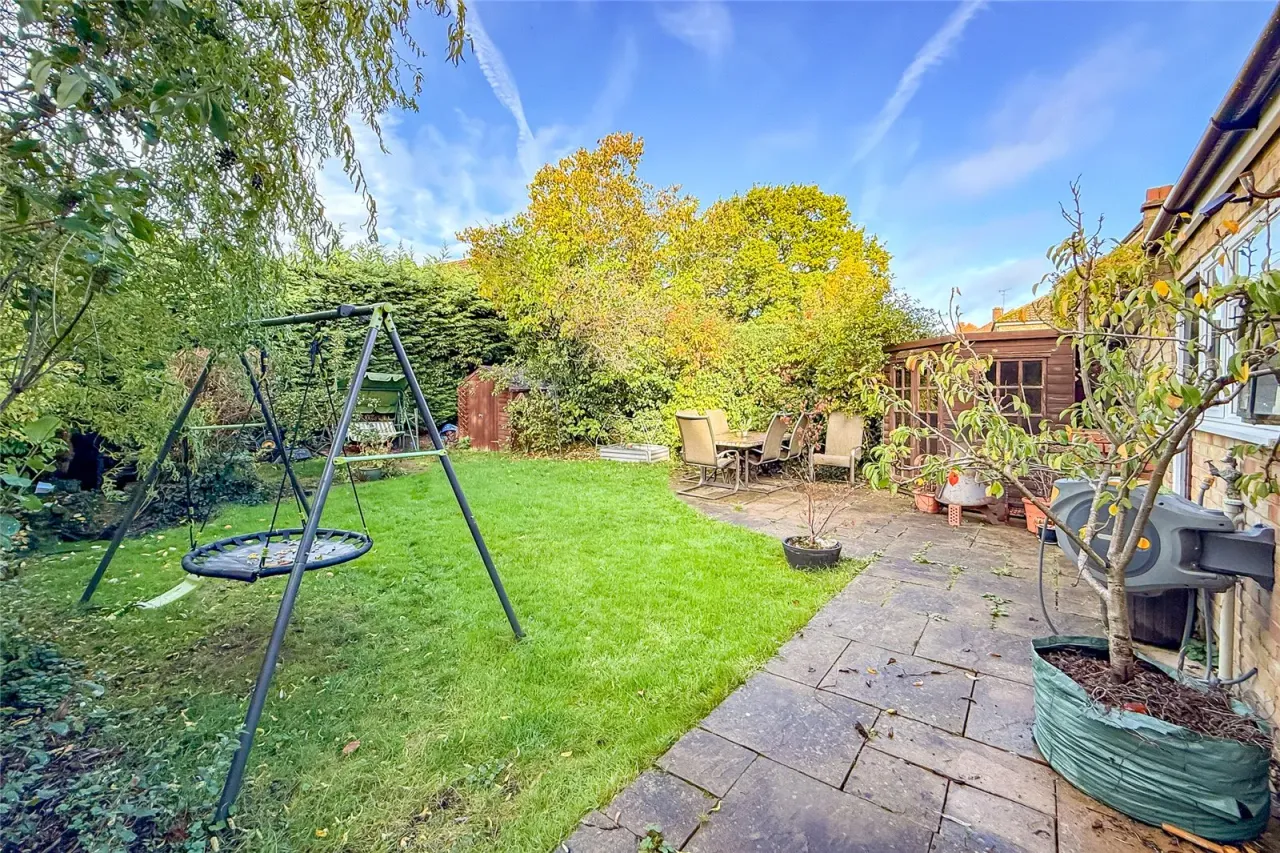 Farringford Close, St. Albans, Hertfordshire, AL2 3HS, photo 11