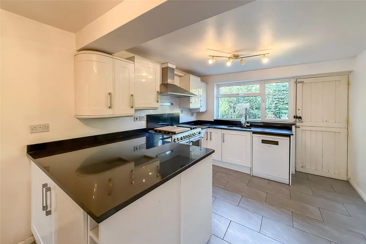 Farringford Close, St. Albans, Hertfordshire, AL2 3HS, photo 3