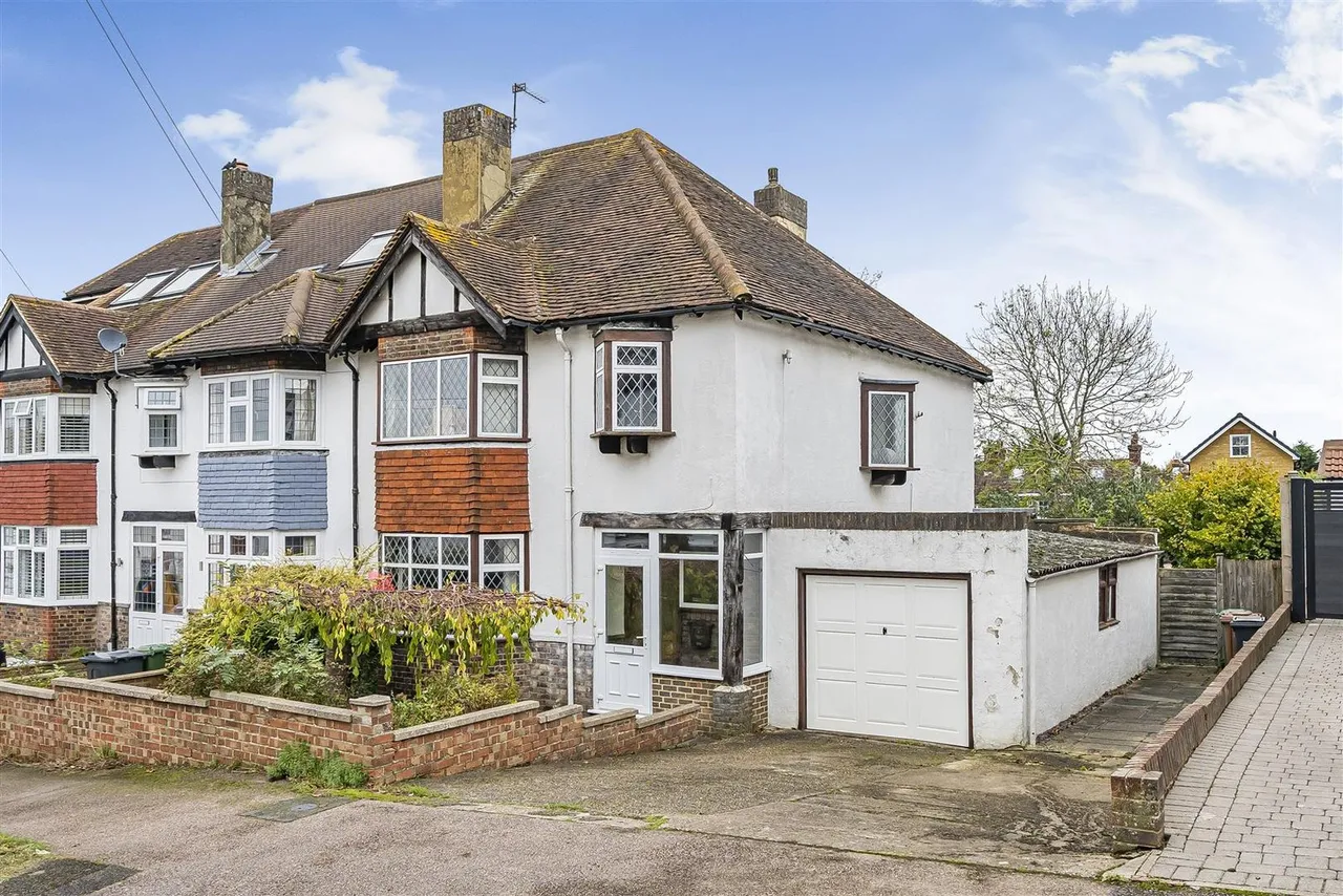 Buff Avenue, Banstead, Surrey, SM7 2DW, photo 19