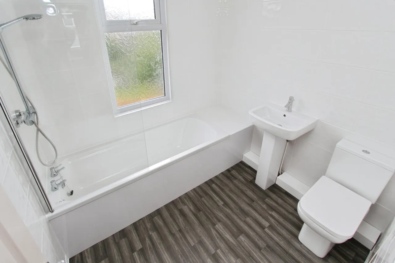 Rydal Avenue, Long Eaton, NG10, photo 12