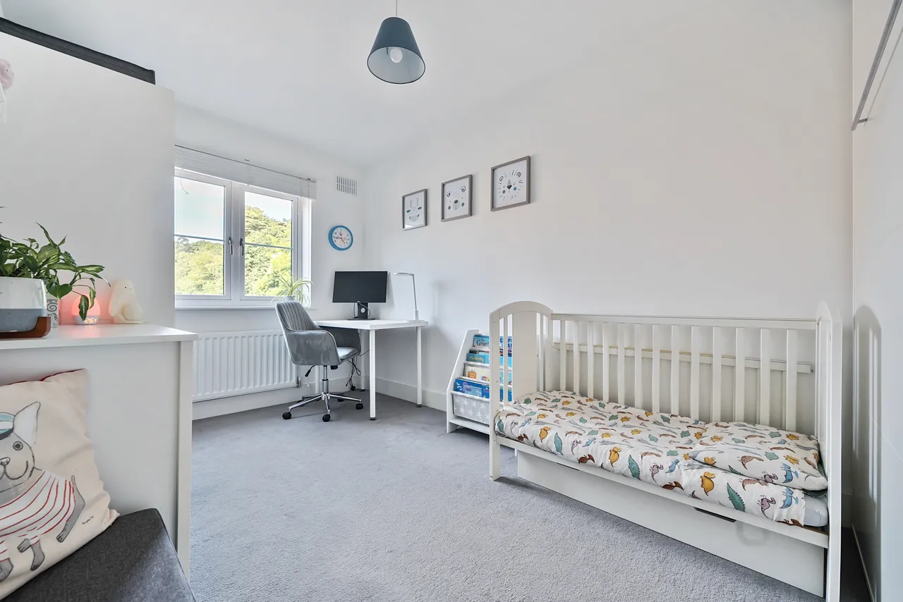 Alberta Close, Liphook, GU30, photo 7