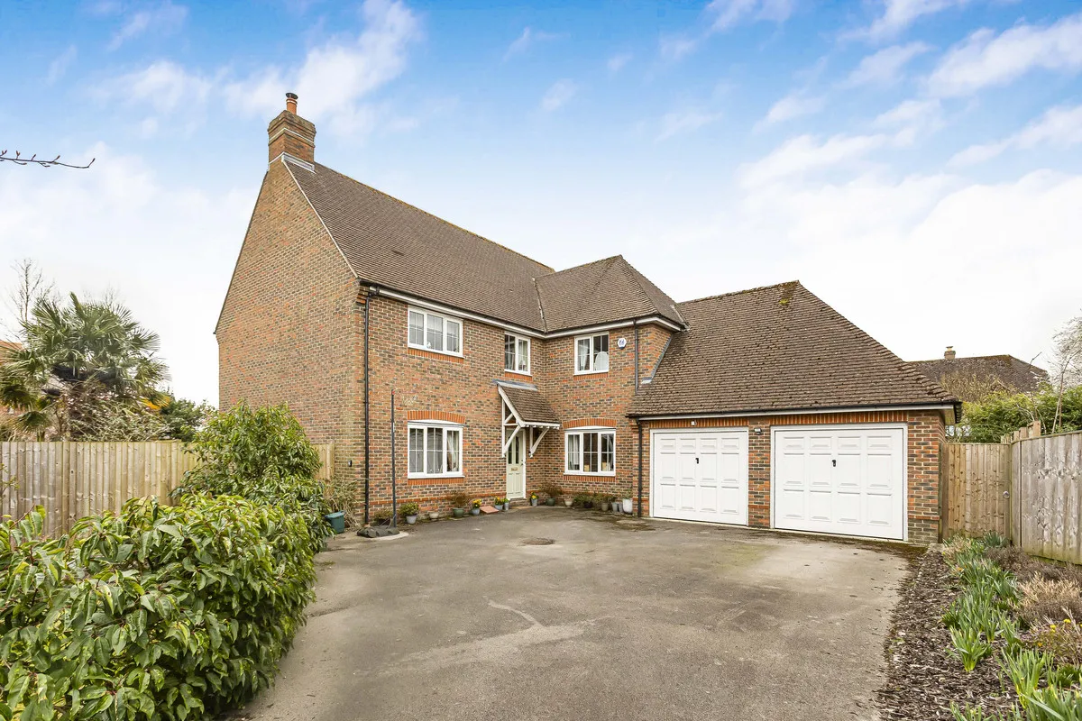 5 bed property for sale, Lady Place, Sutton Courtenay