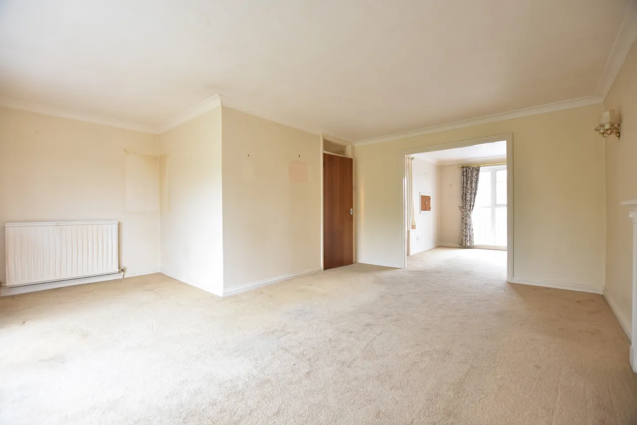 Springpark Drive, Beckenham, BR3 6QD, photo 2