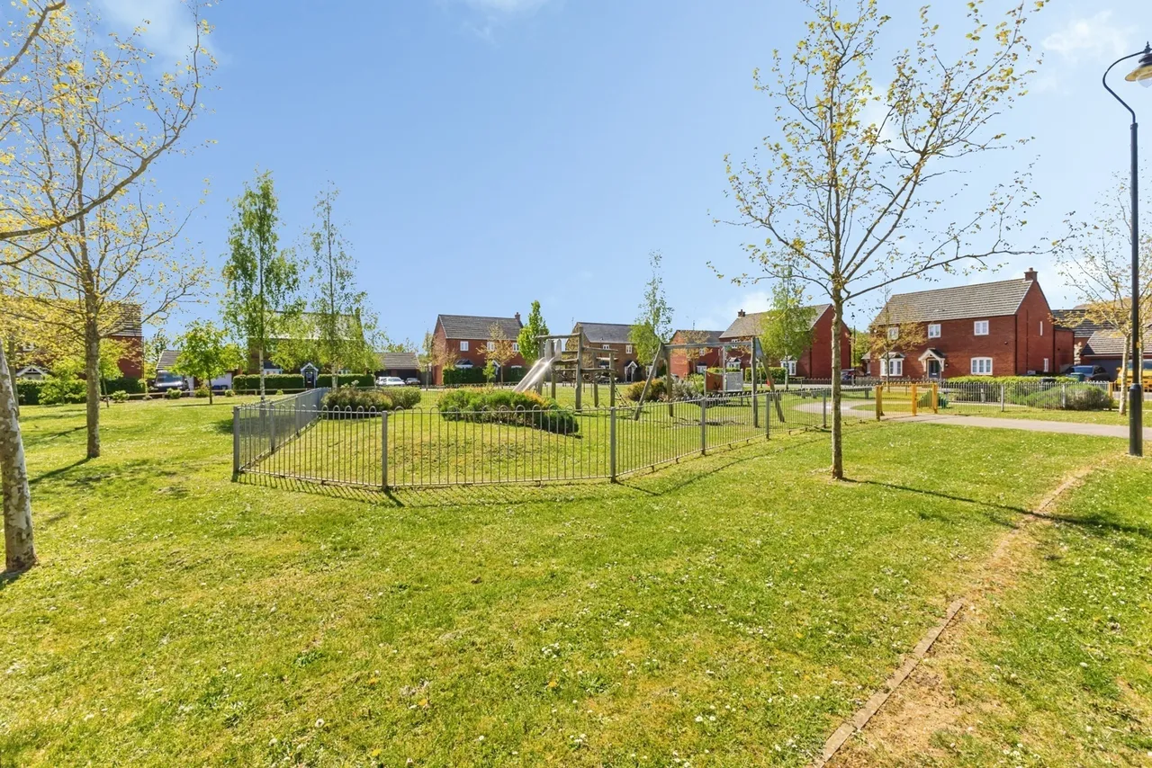 Cub Close, Bugbrooke, Northampton, Northamptonshire, NN7, photo 22