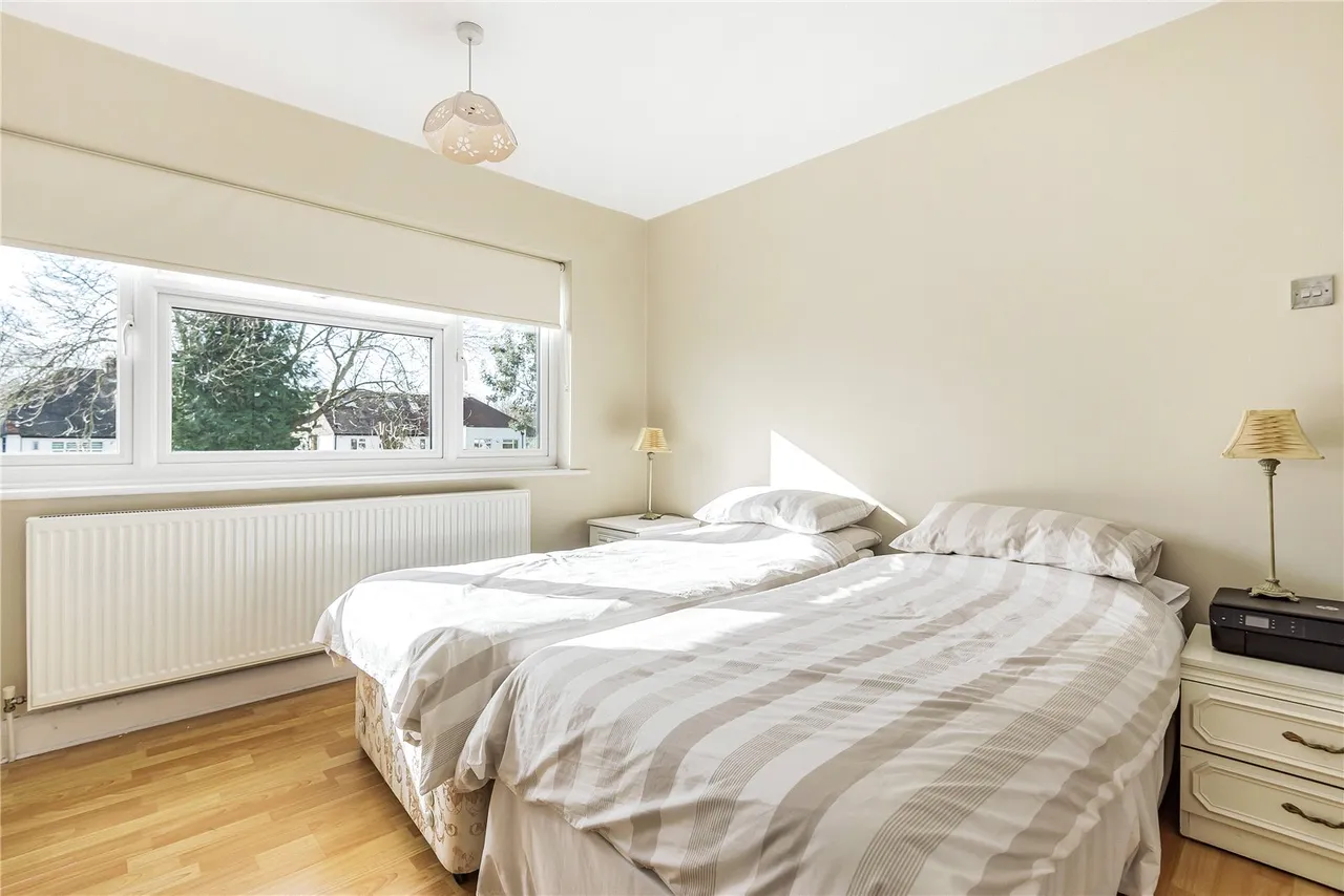 Sussex Way, Cockfosters, Barnet, EN4 0BG, photo 10