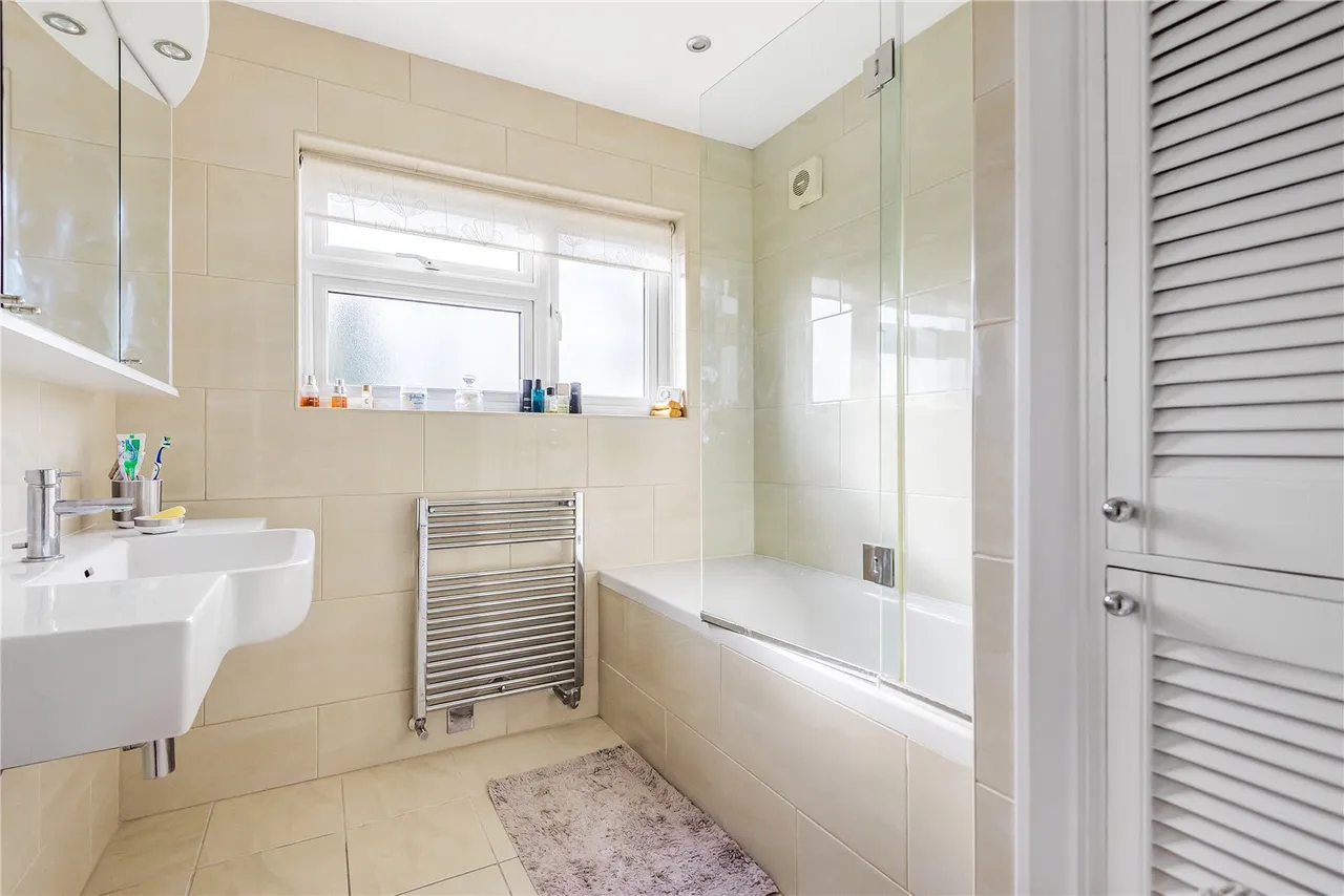 Sussex Way, Cockfosters, Barnet, EN4 0BG, photo 11