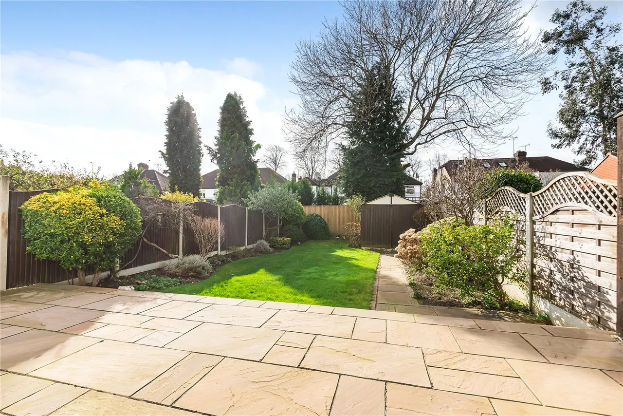Sussex Way, Cockfosters, Barnet, EN4 0BG, photo 13