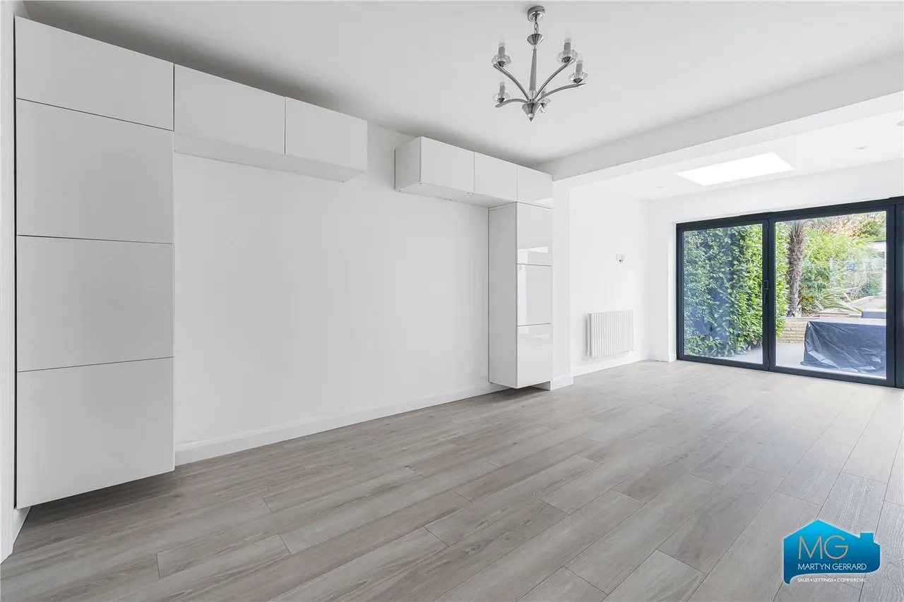 Holly Hill, London, N21, photo 25