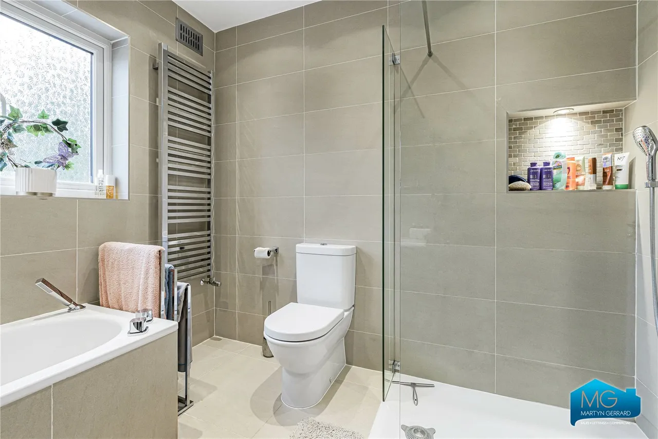 Holly Hill, London, N21, photo 43