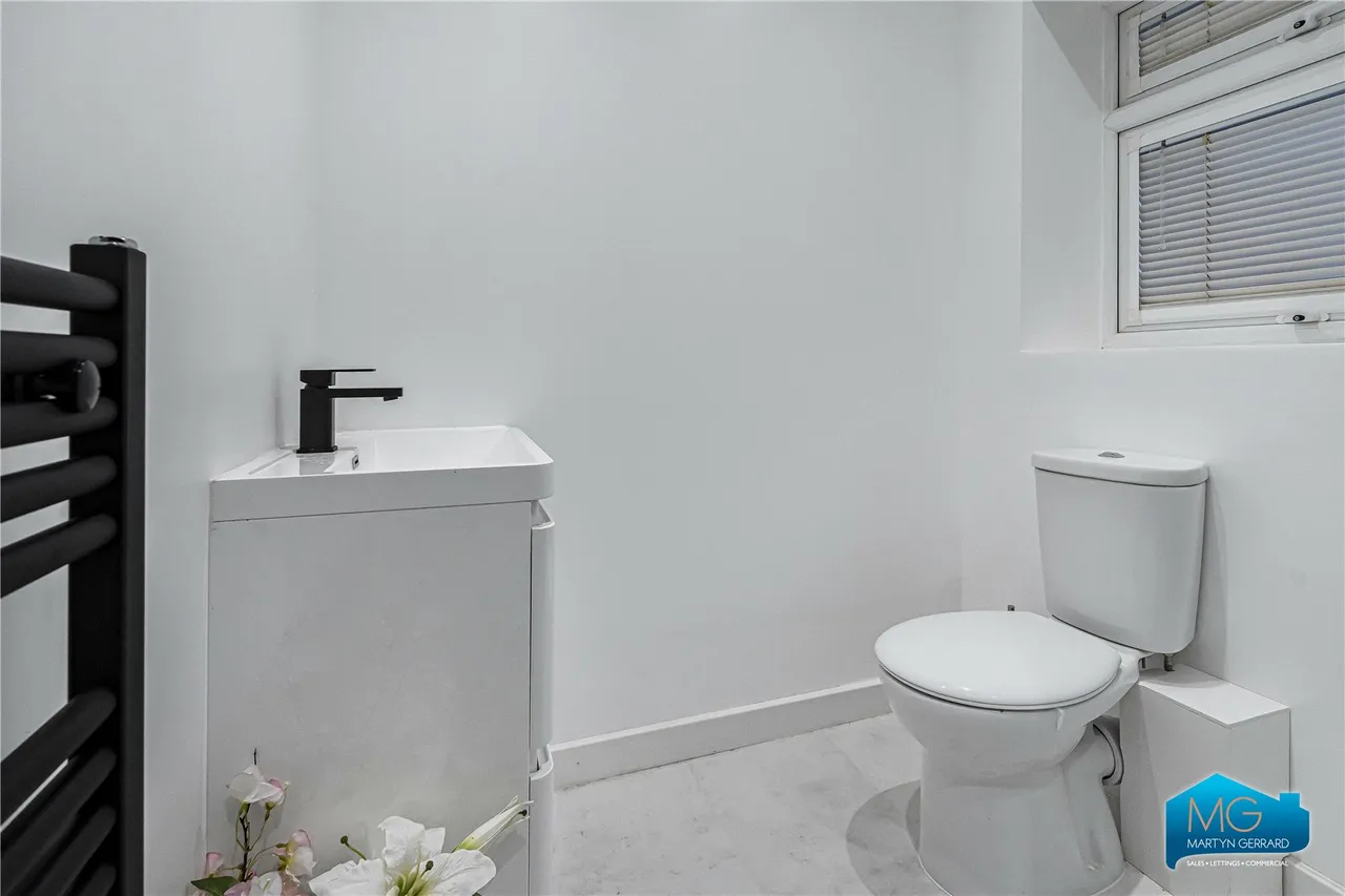 Holly Hill, London, N21, photo 41