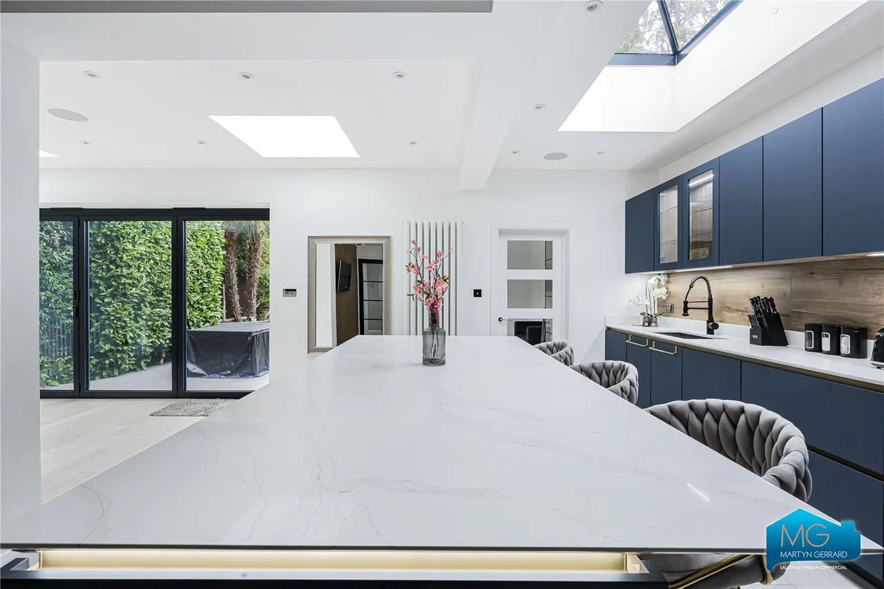 Holly Hill, London, N21, photo 13