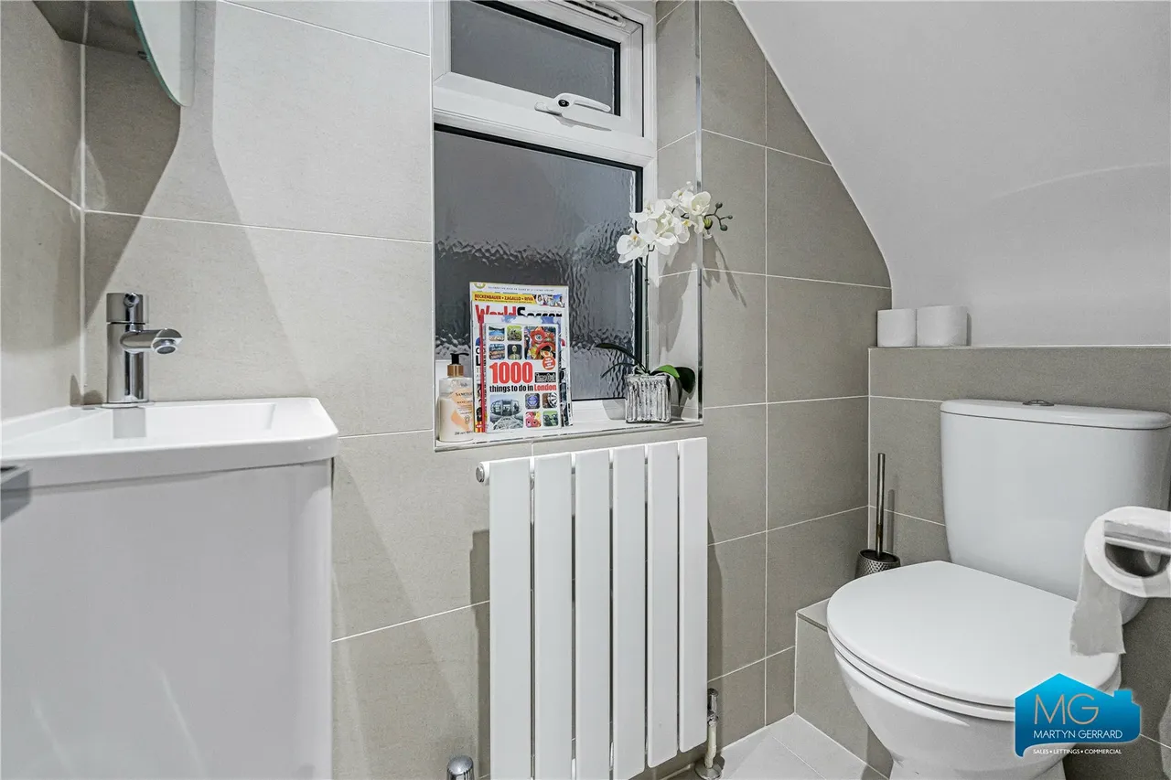 Holly Hill, London, N21, photo 45