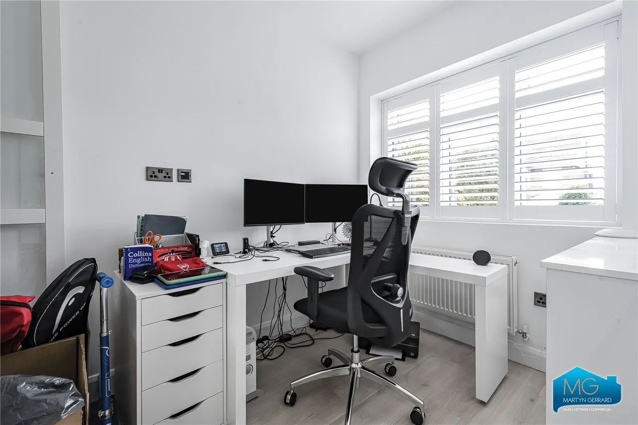 Holly Hill, London, N21, photo 21