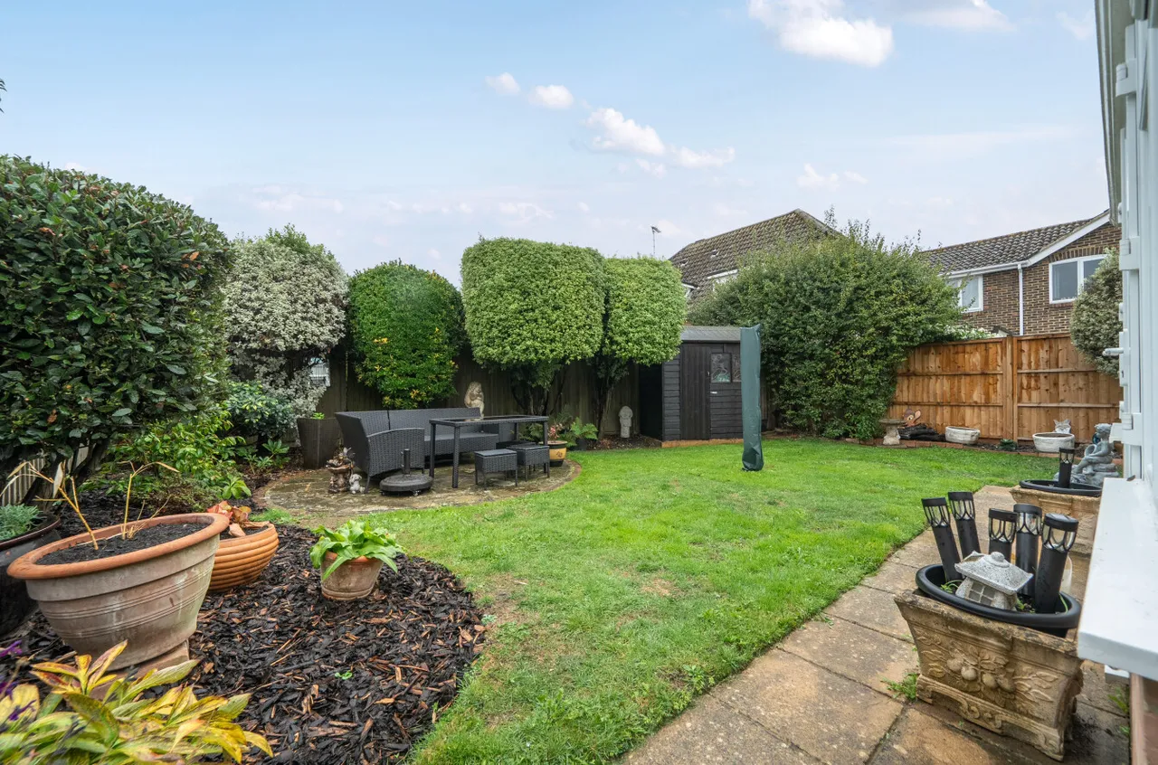 Foxdale Drive, Angmering, BN16, photo 9