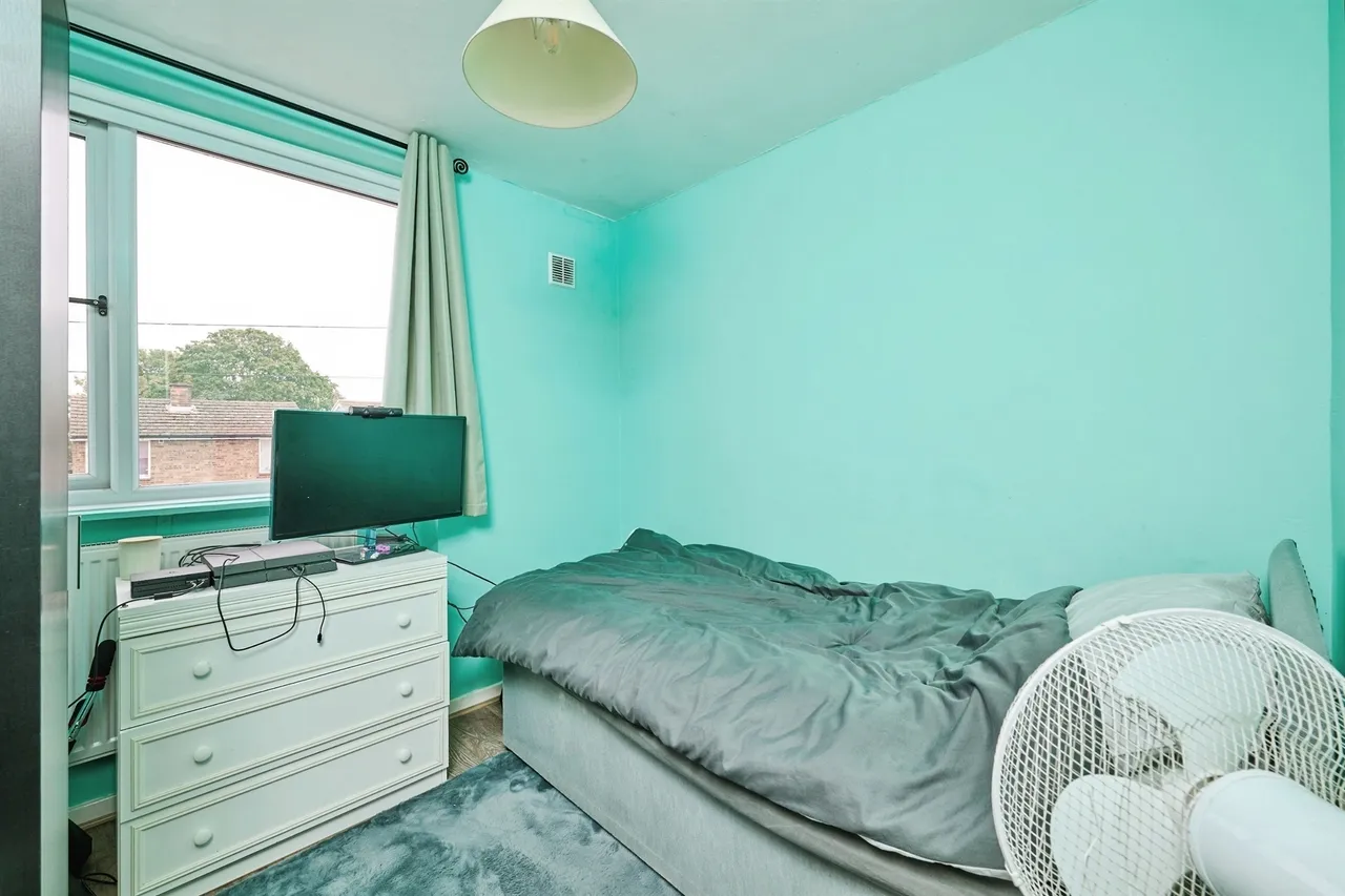 Othello Close, Huntingdon, PE29, photo 9