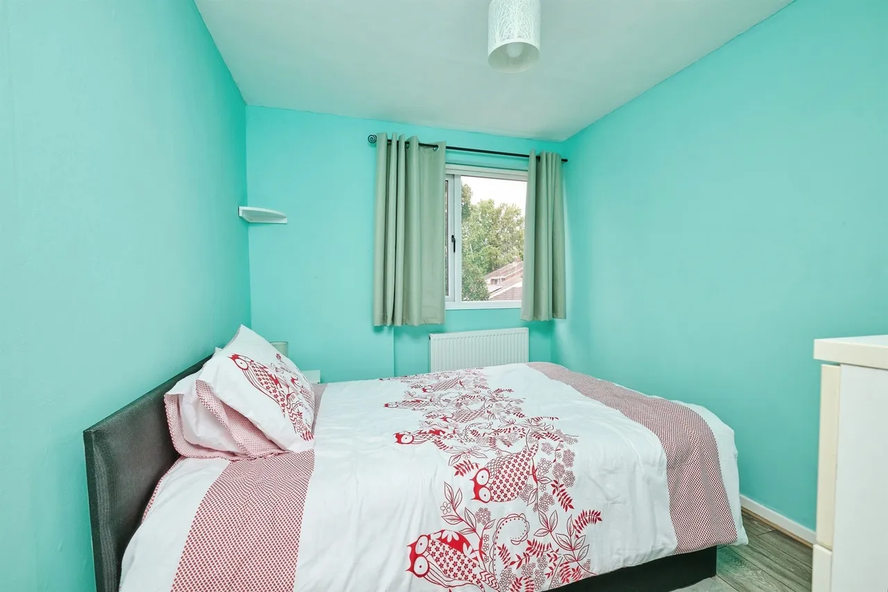 Othello Close, Huntingdon, PE29, photo 8