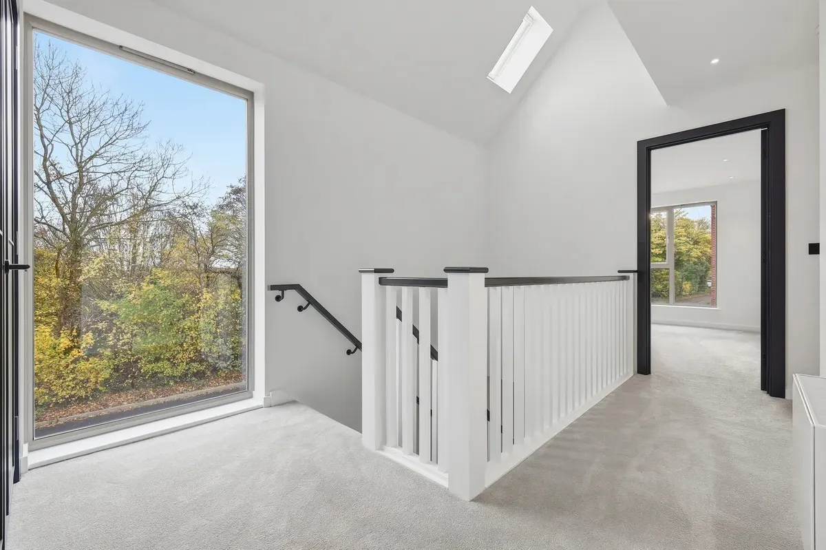 Chaplin Drive, Barnet, EN4, photo 4