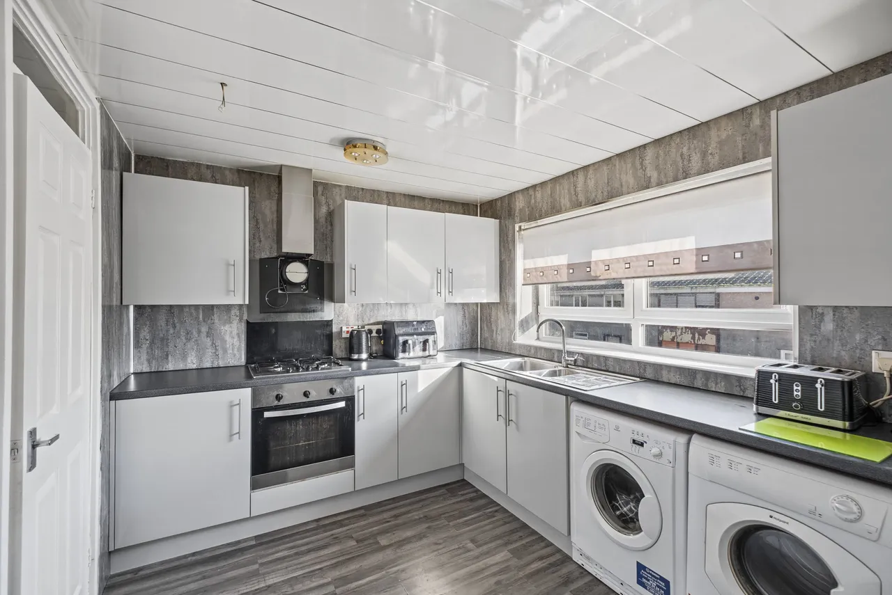 Addiewell Place, Coatbridge, ML5, photo 4