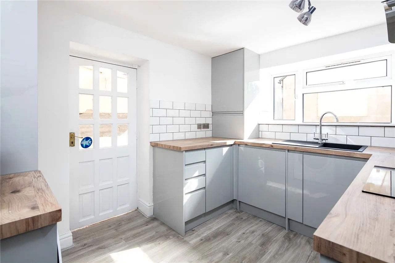 5 bed house to rent — Argyle Terrace, Bath, Somerset, BA2