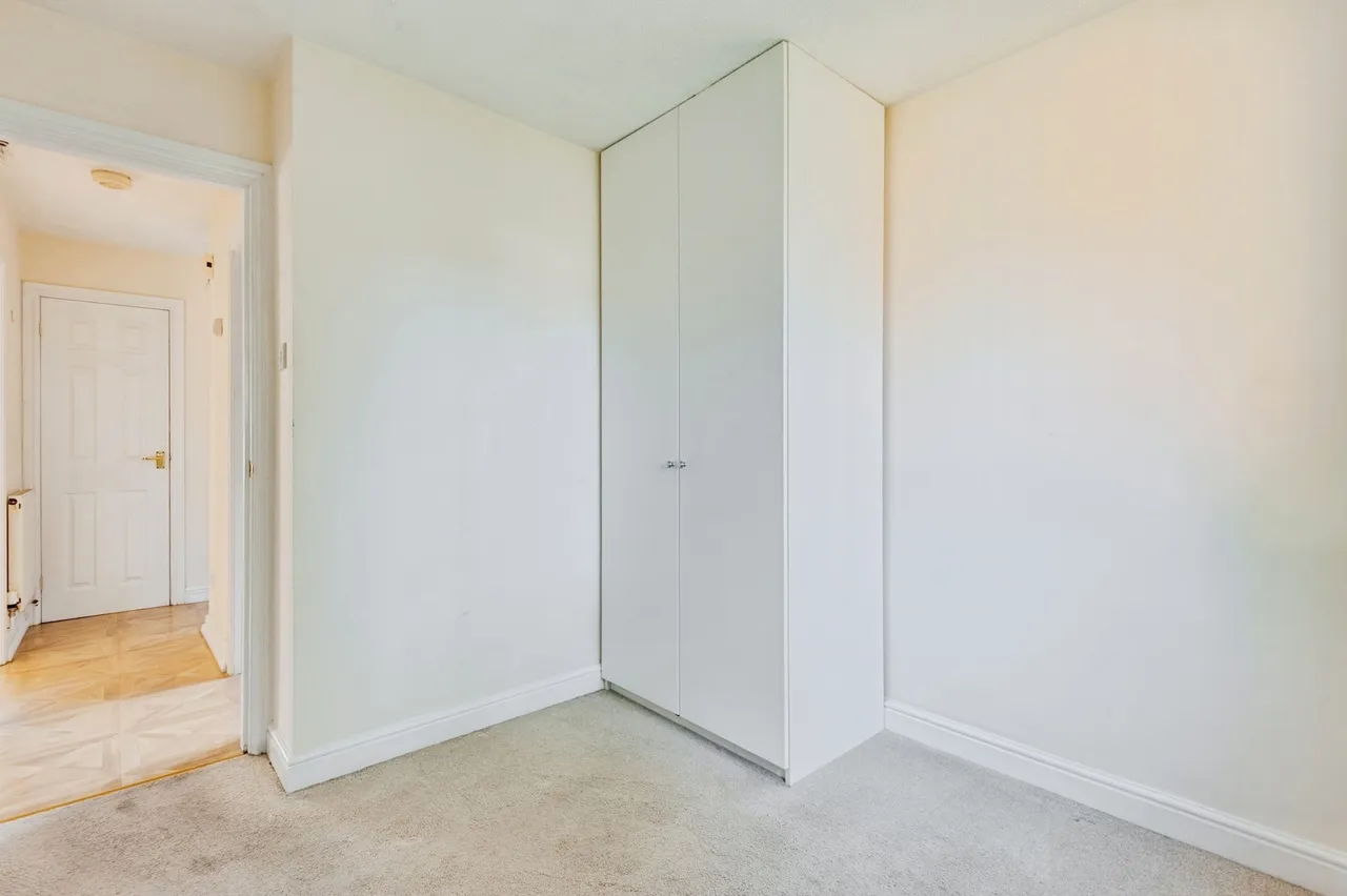 Ciaran Close, Liverpool, L12, photo 10