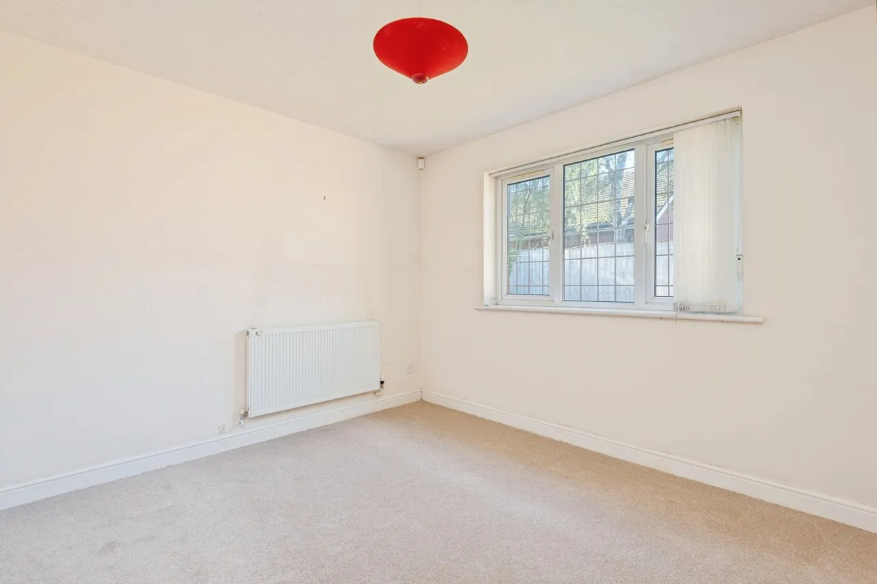 Ciaran Close, Liverpool, L12, photo 12