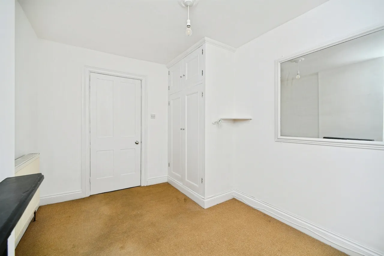 Roundhill Crescent, Brighton, photo 10