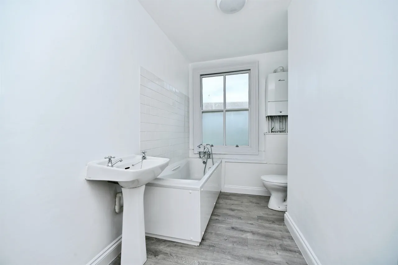 Roundhill Crescent, Brighton, photo 11