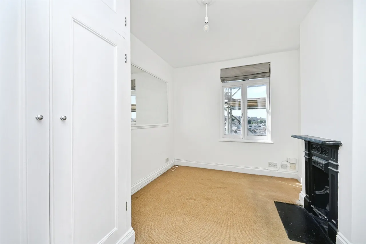 Roundhill Crescent, Brighton, photo 8