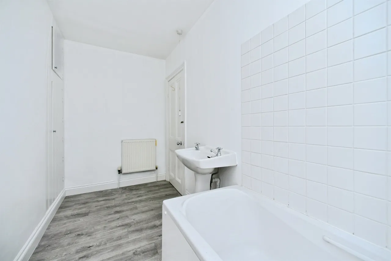 Roundhill Crescent, Brighton, photo 12