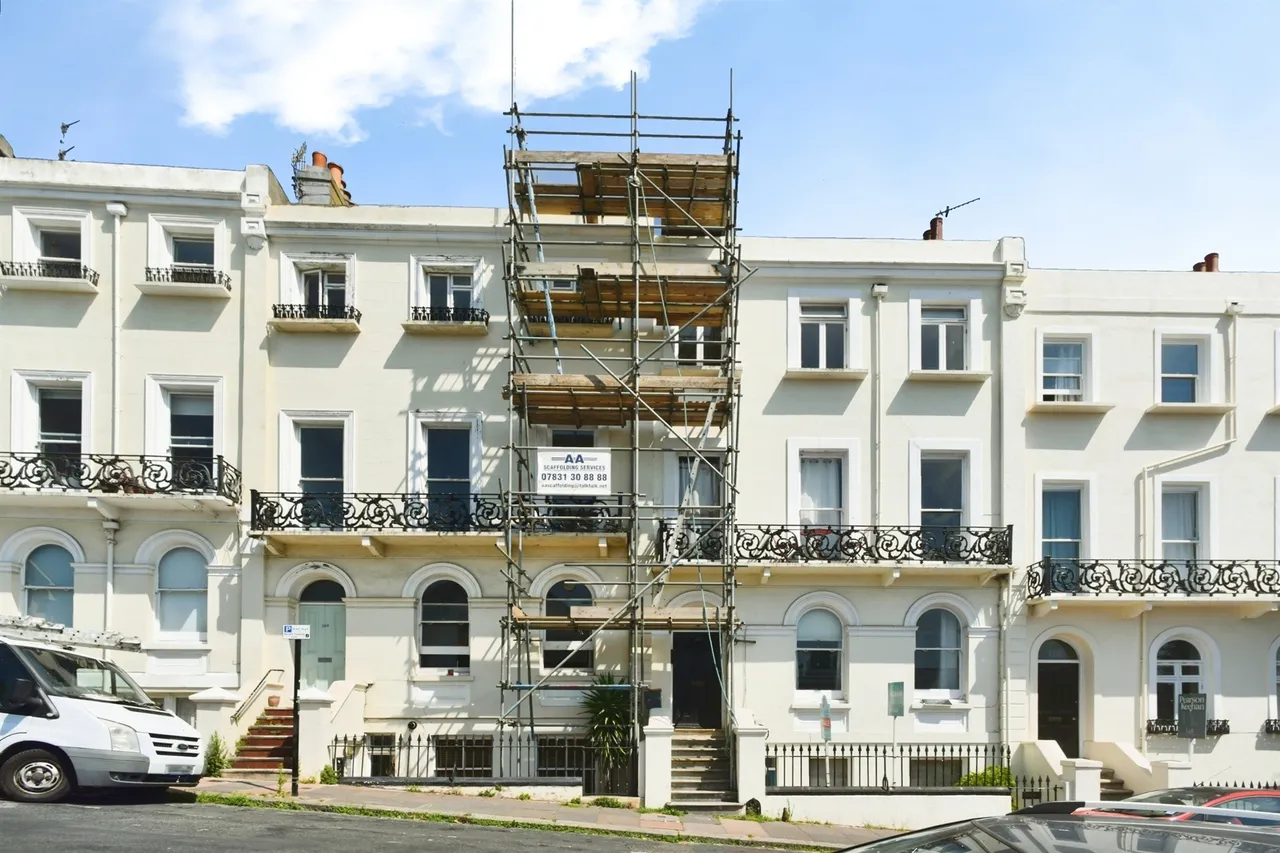 1 bed flat for sale — Roundhill Crescent, Brighton