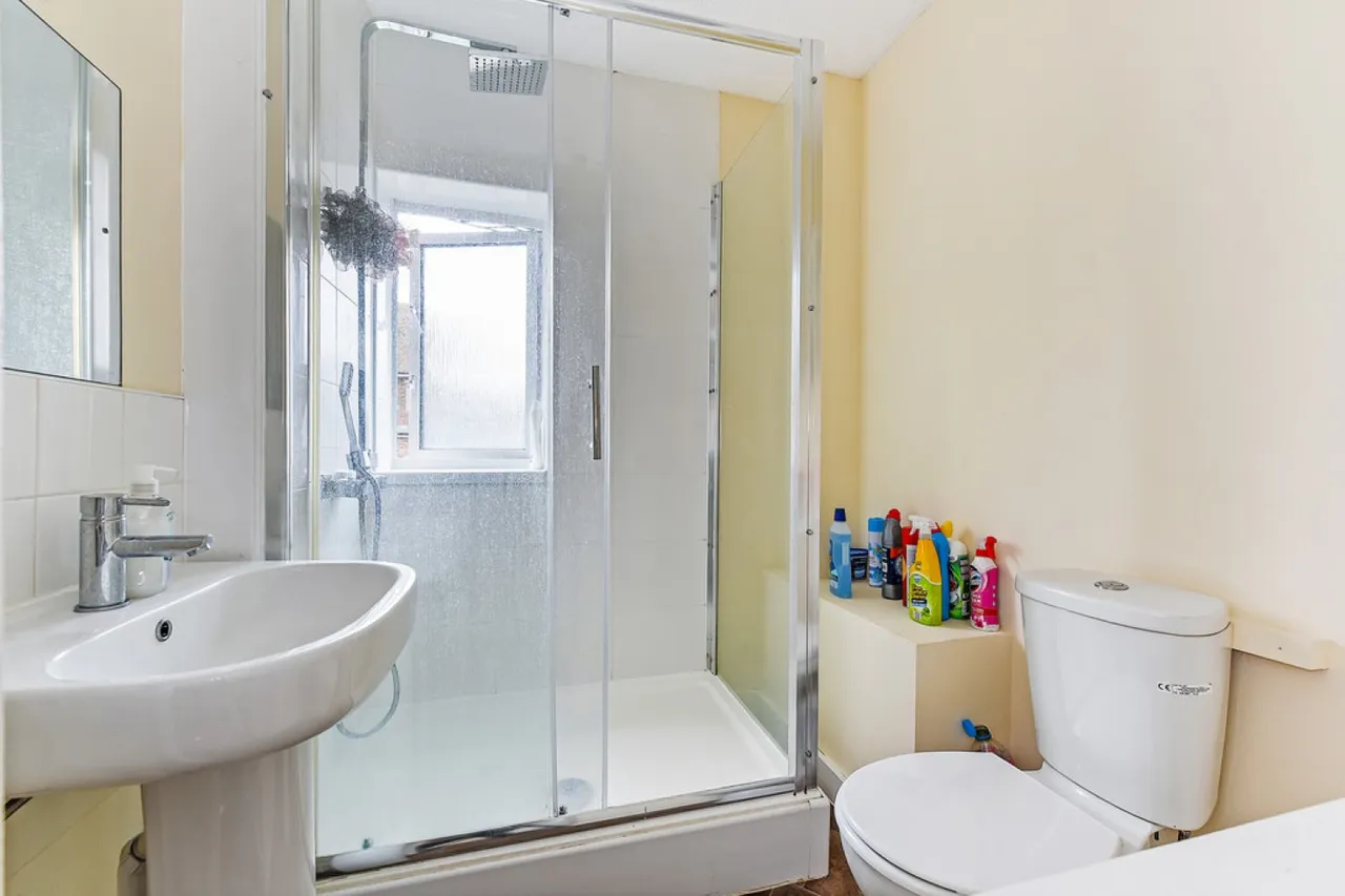 Minden Way, Stanmore, photo 3