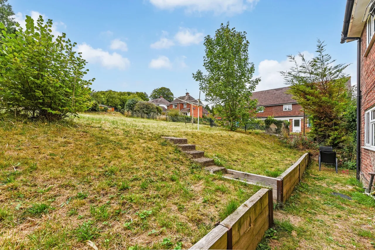 Minden Way, Stanmore, photo 6