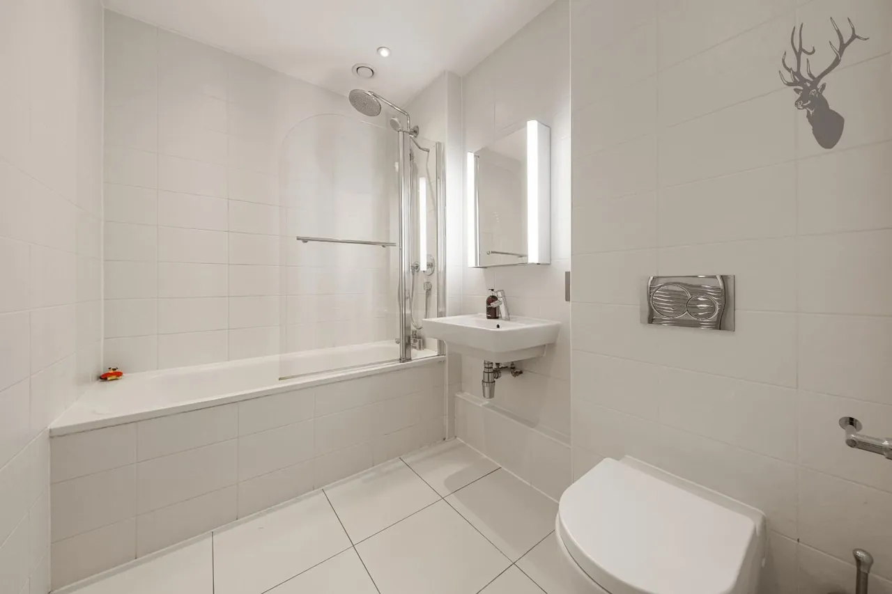 Barry Blandford Way, London, E3, photo 8