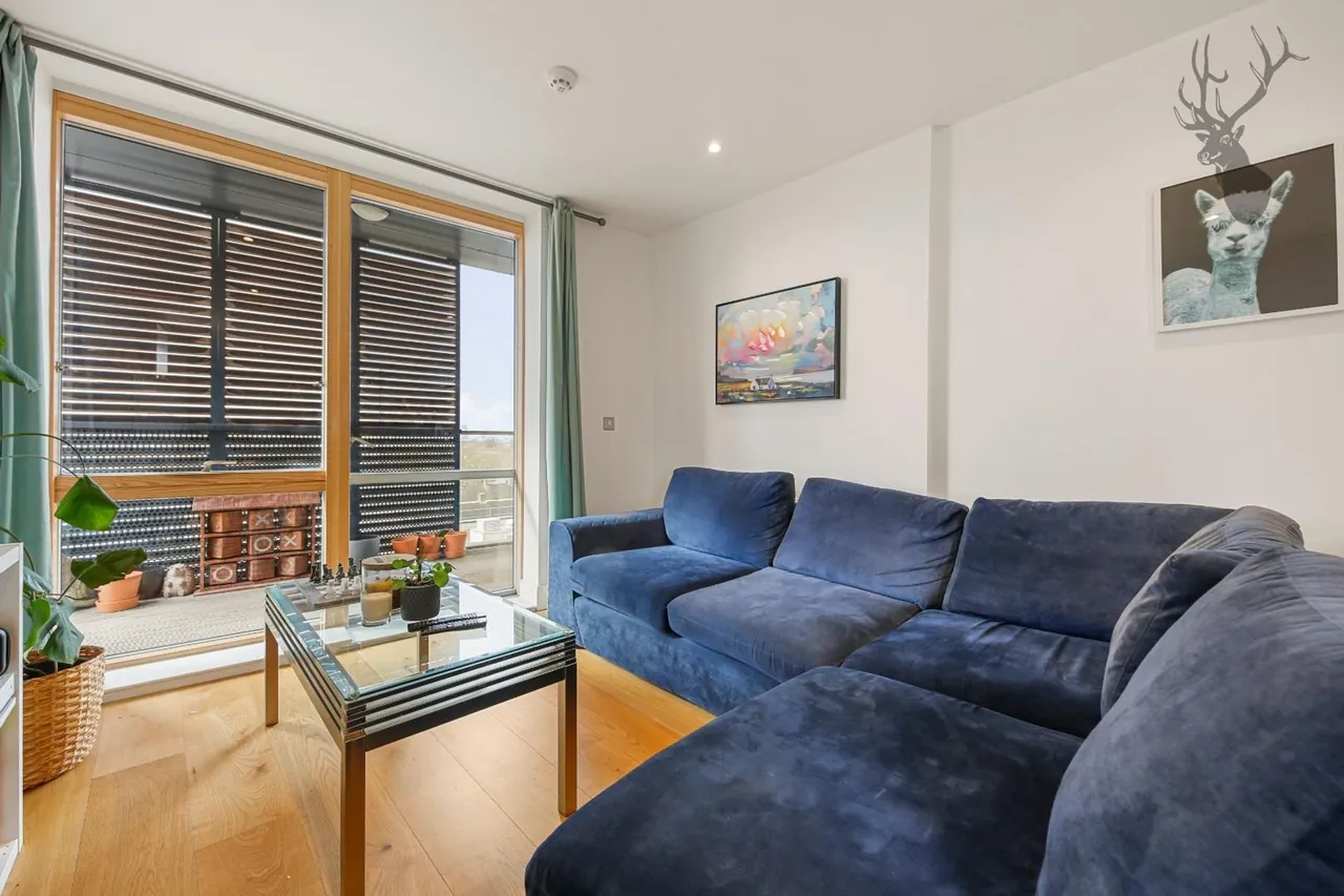 Barry Blandford Way, London, E3, photo 2