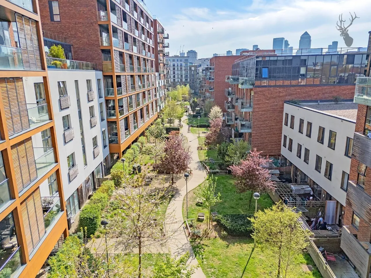 2 bed flat for sale, Barry Blandford Way, London, E3