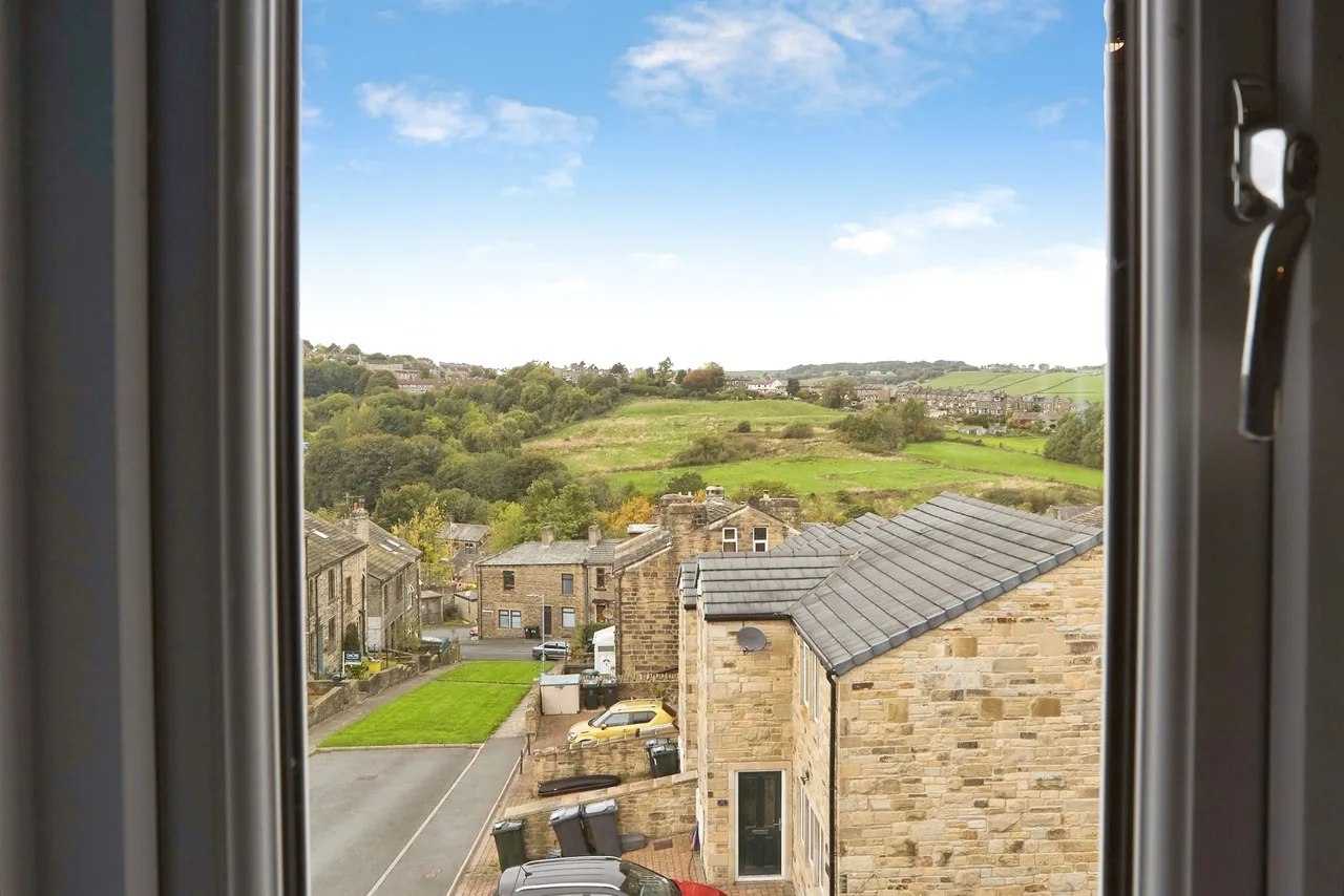 Ashlar Close, Haworth, BD22, photo 20