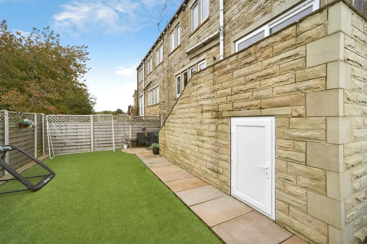 Ashlar Close, Haworth, BD22, photo 23