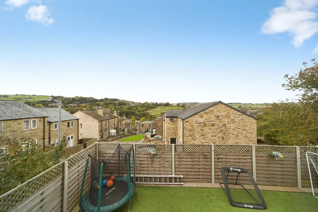 Ashlar Close, Haworth, BD22, photo 24