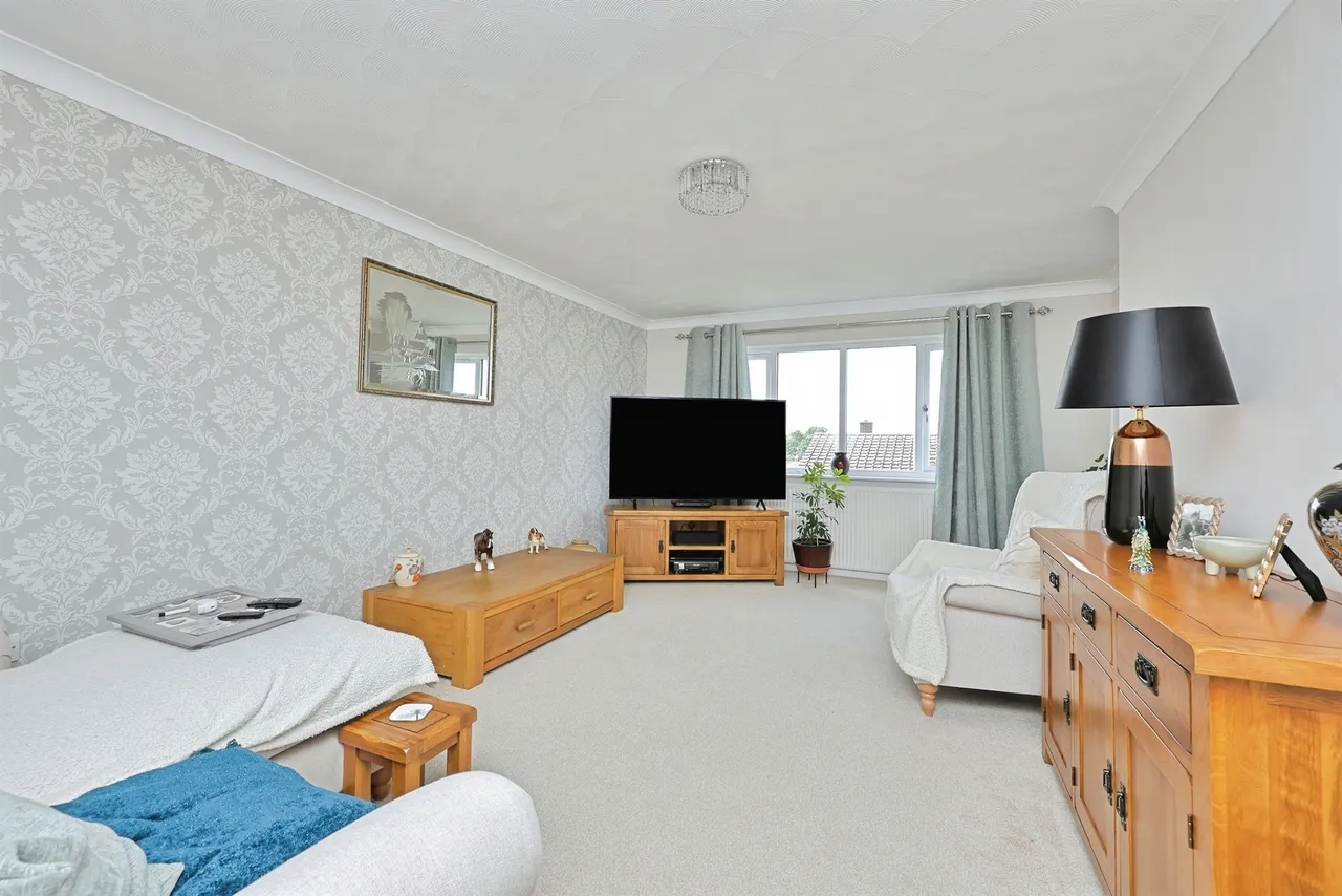 Walnut Walk, Marham, photo 6
