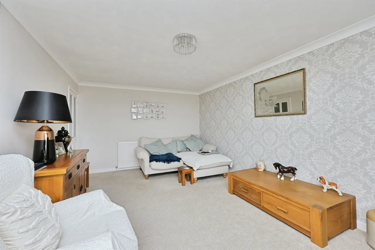 Walnut Walk, Marham, photo 5
