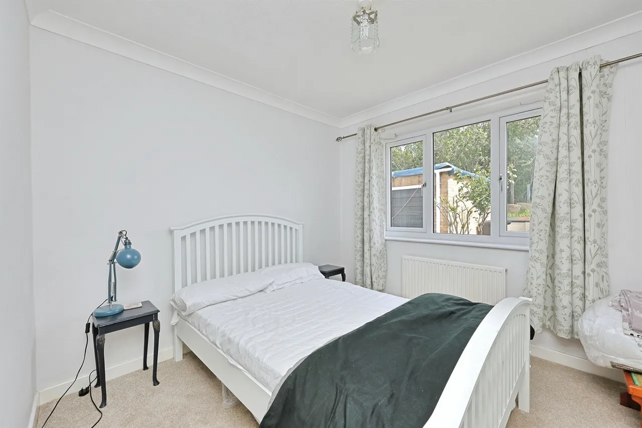 Walnut Walk, Marham, photo 9