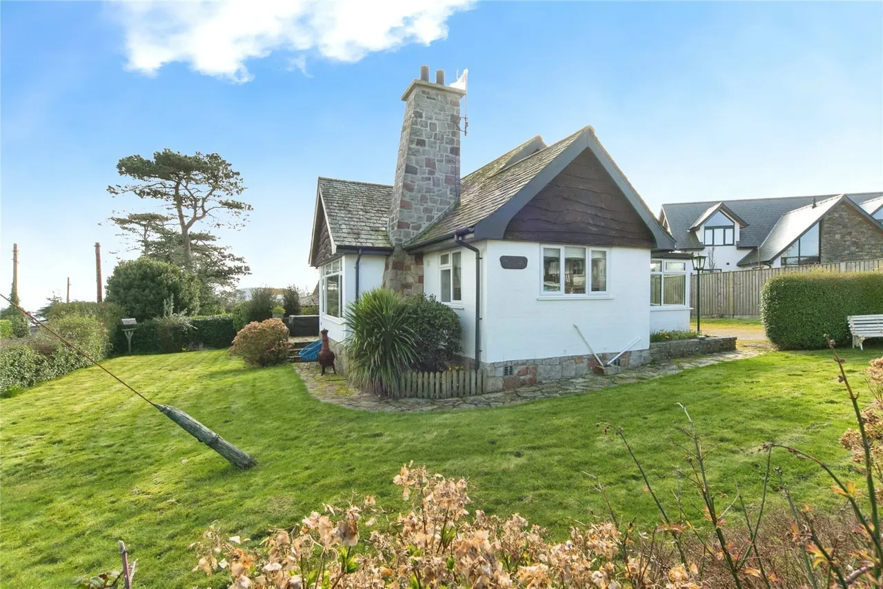 Abersoch, LL53, photo 2