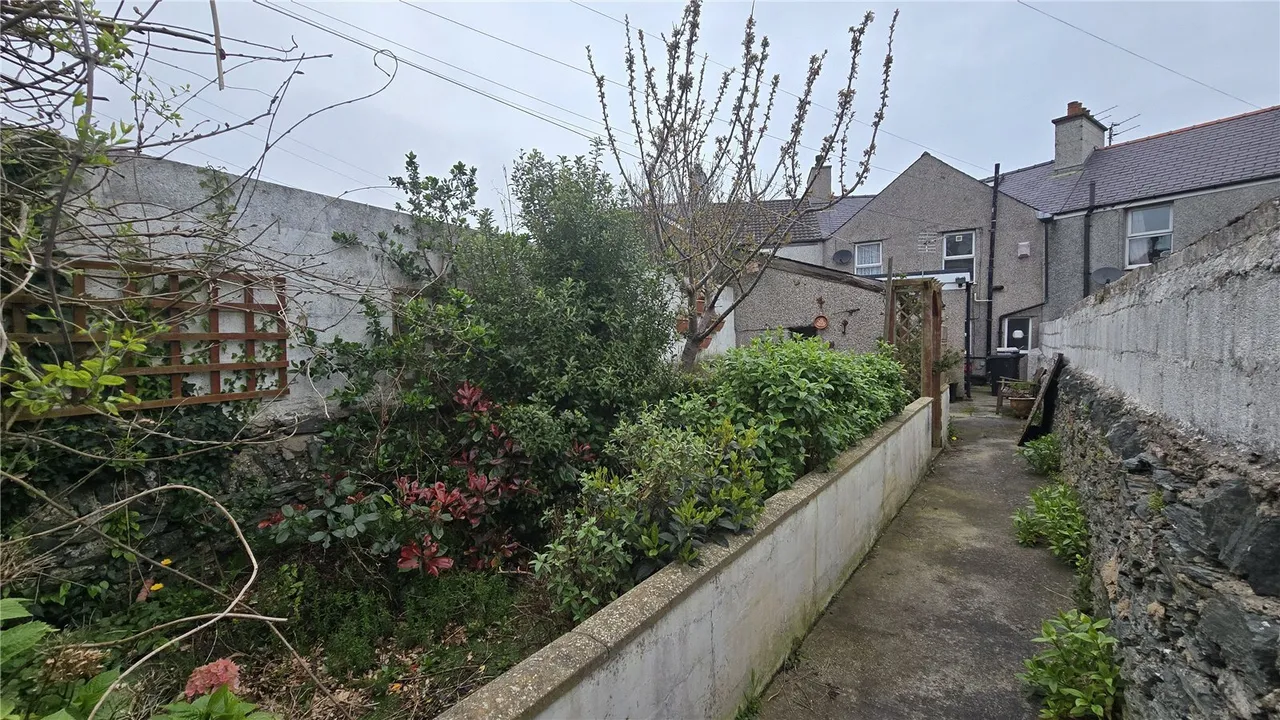 Vulcan Street, Holyhead, LL65, photo 14